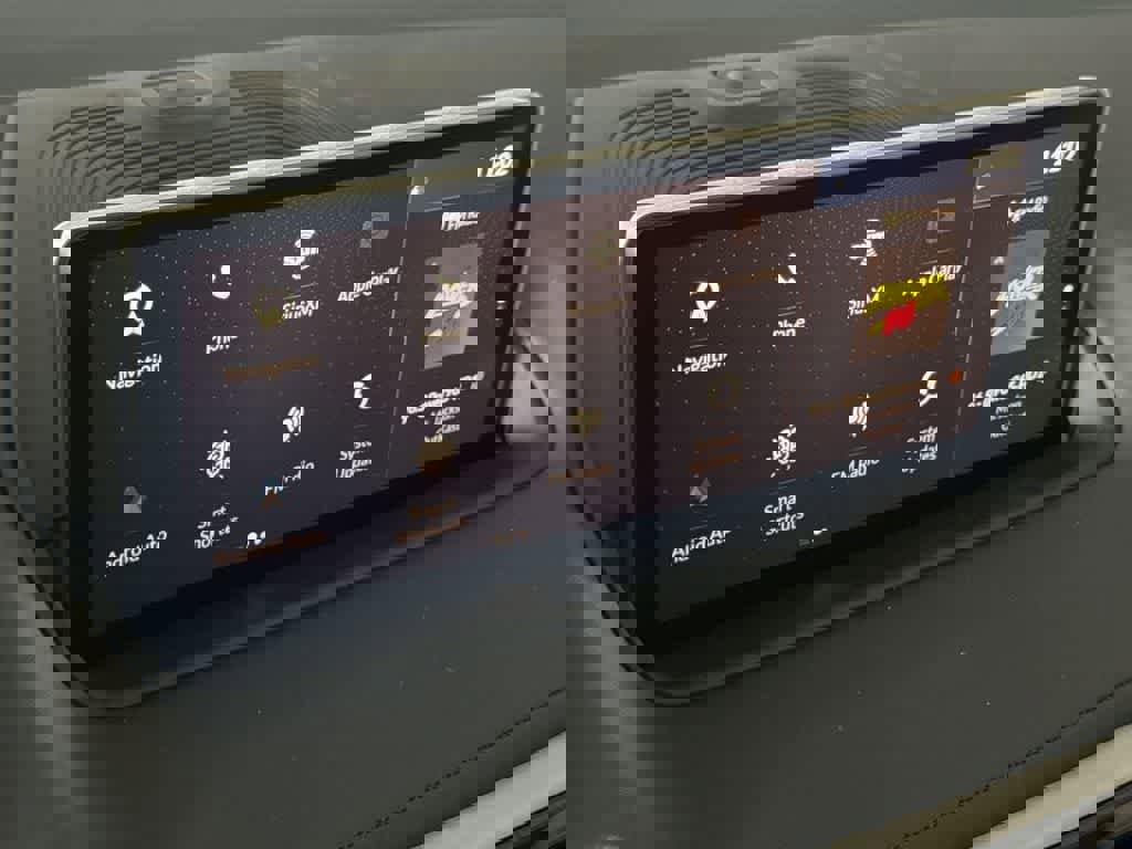 Used 2023 Acura MDX FWD w/ Technology Package image 18