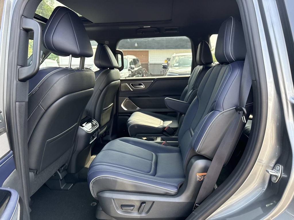 New 2027 INFINITI QX80 Sensory w/ Sport Exterior Package AWD/4WD image 17
