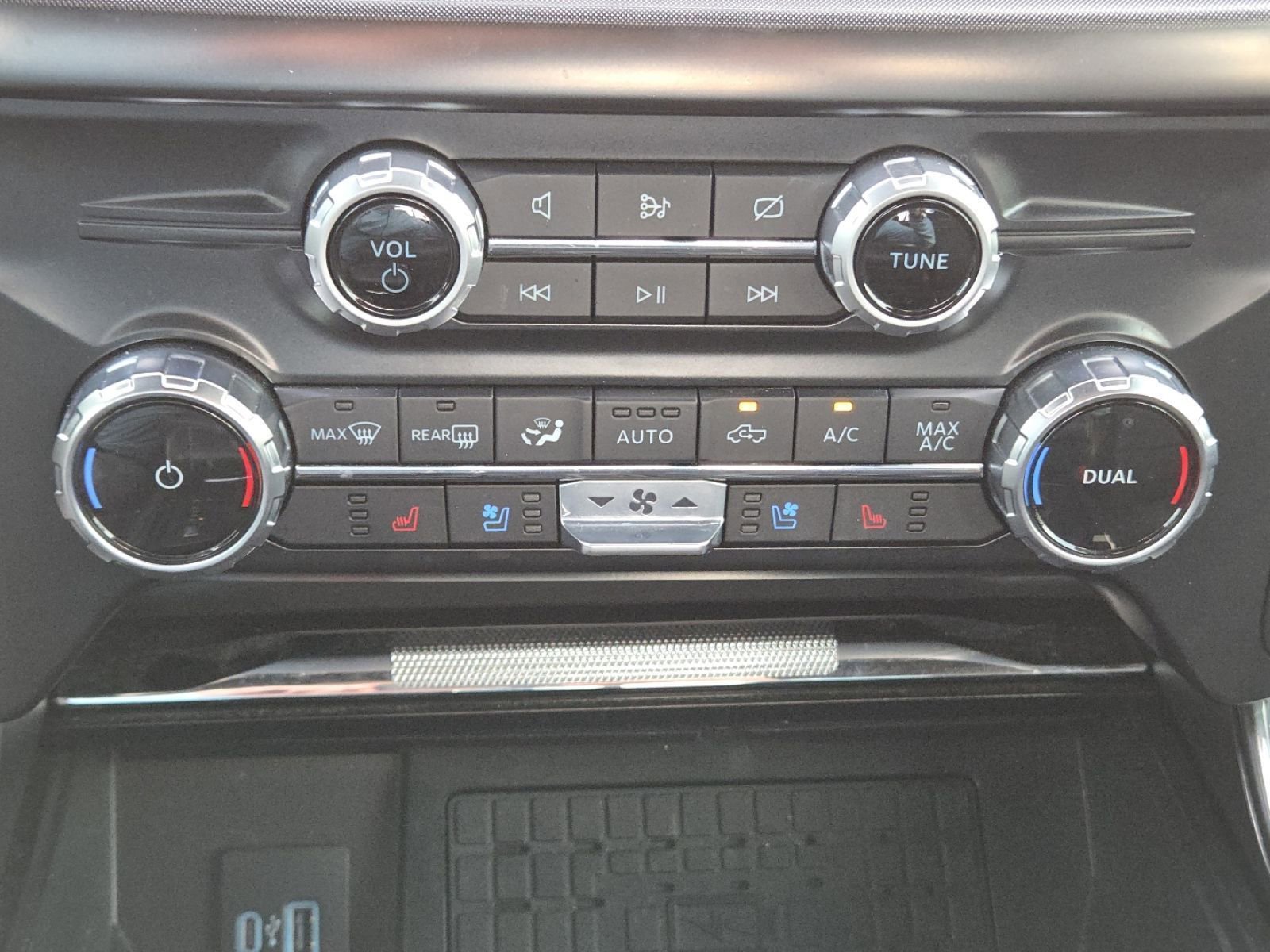 Used 2023 Ford F150 Tremor w/ Equipment Group 402A High image 39