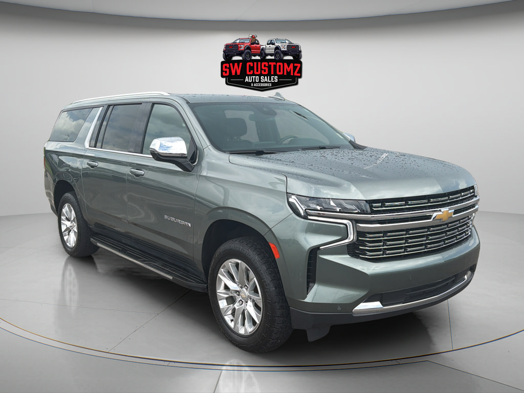 Used 2023 Chevrolet Suburban Premier RWD image 1