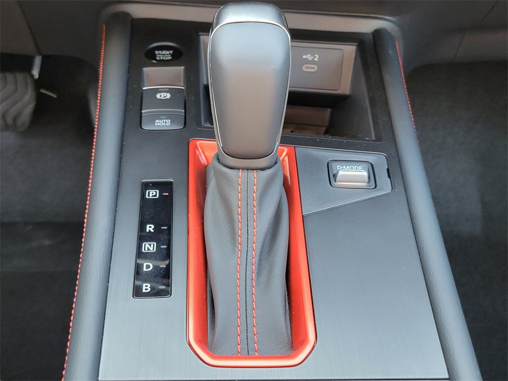 New 2025 Nissan Kicks SR image 43