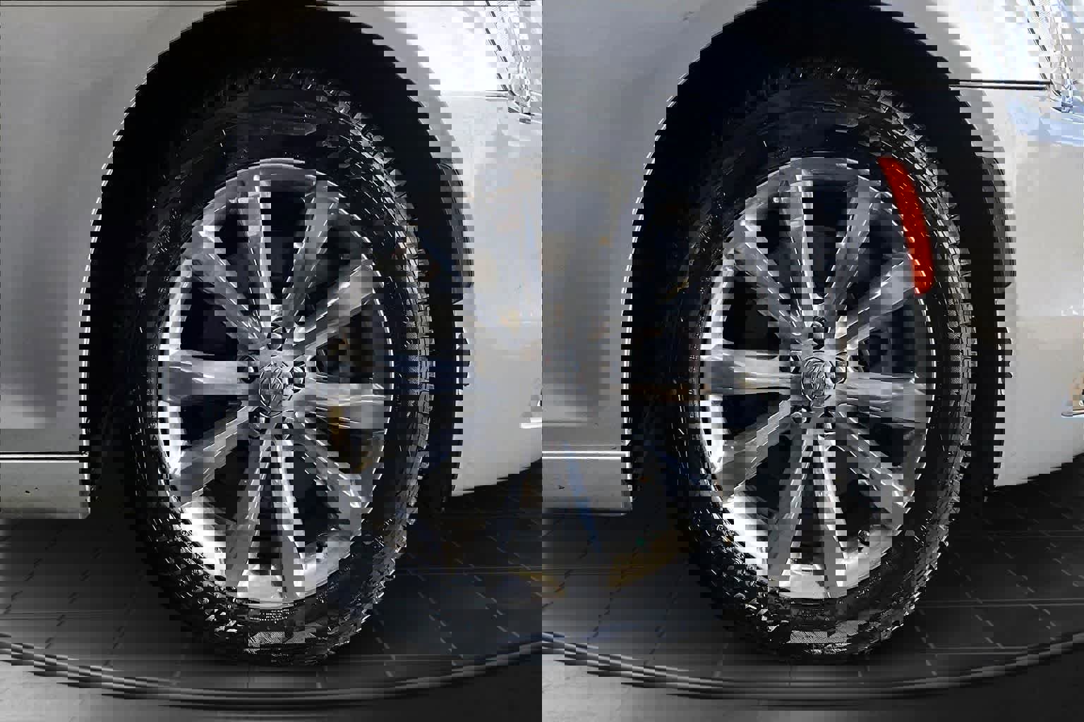 Used 2020 Chrysler 300 Limited image 34