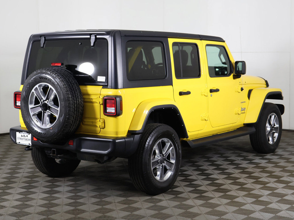 Used 2021 Jeep Wrangler Unlimited Sahara w/ Dual Top Group AWD/4WD image 7