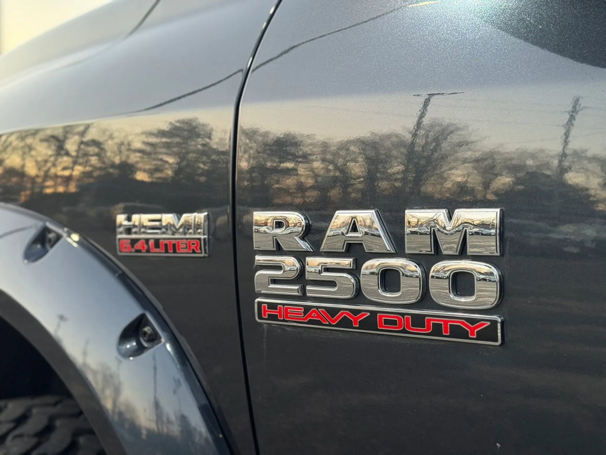 Used 2015 RAM 2500 Tradesman w/ Chrome Appearance Group AWD/4WD image 9