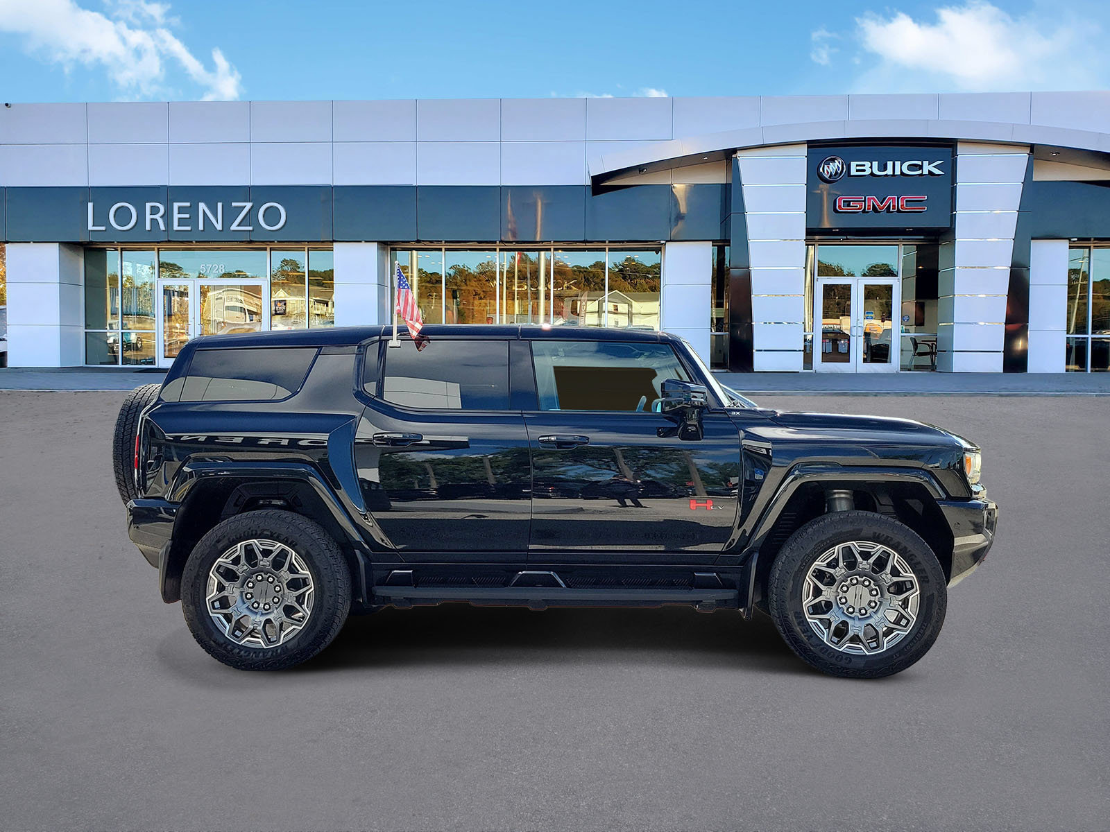 Used 2024 GMC Hummer EV 3X w/ LPO, Sport Package AWD/4WD image 4