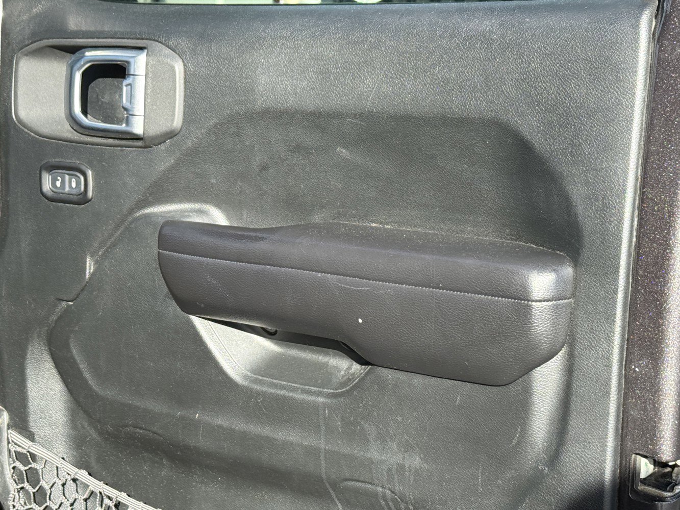 Used 2020 Jeep Wrangler Unlimited Sport S image 27