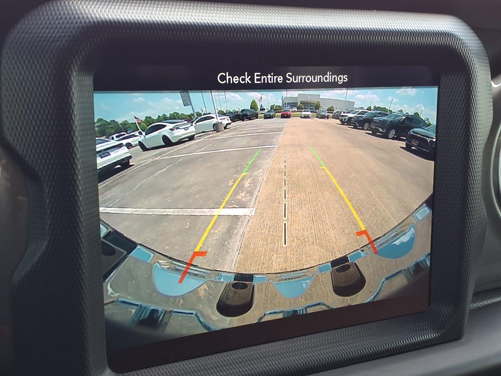 Used 2019 Jeep Wrangler Unlimited Sahara AWD/4WD image 18