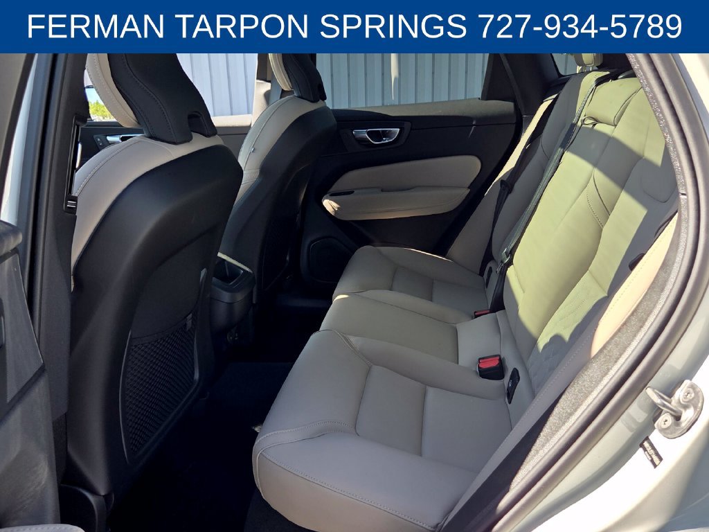 New 2026 Volvo XC60 B5 Core AWD/4WD image 11