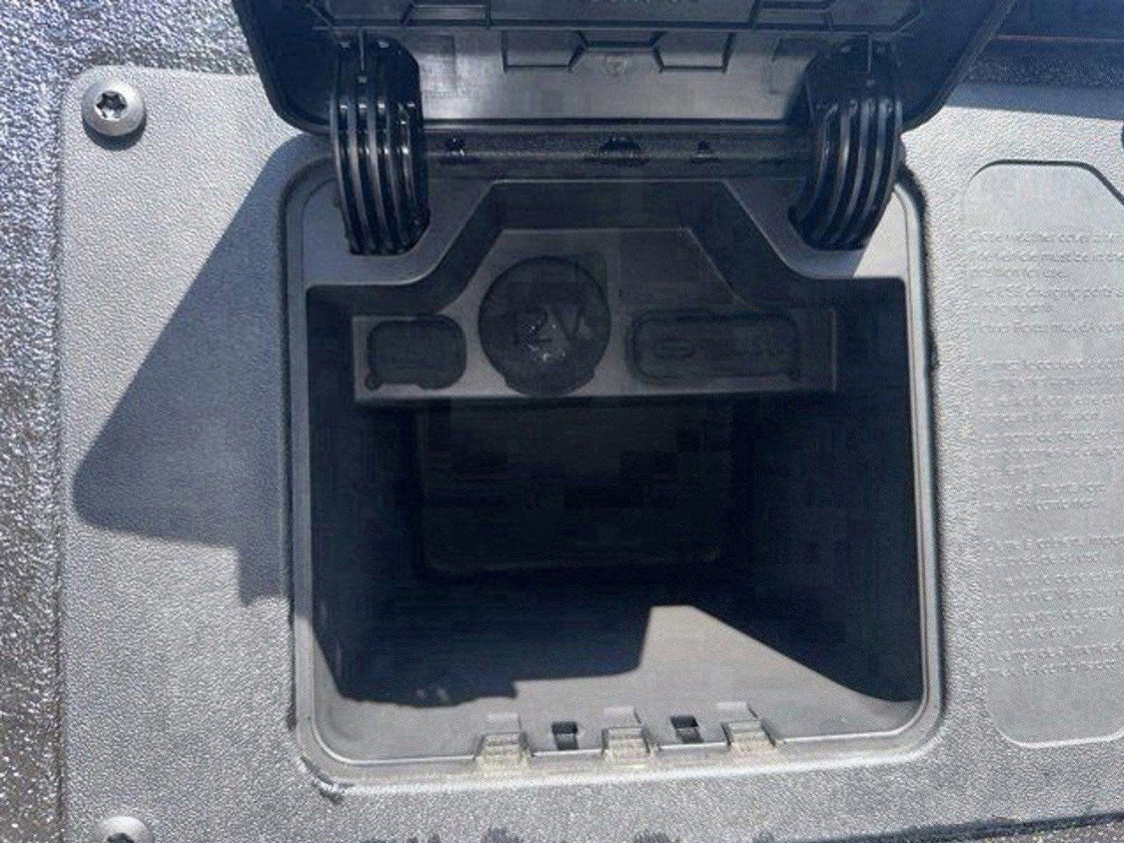 New 2025 Toyota Tacoma TRD Off-Road image 6