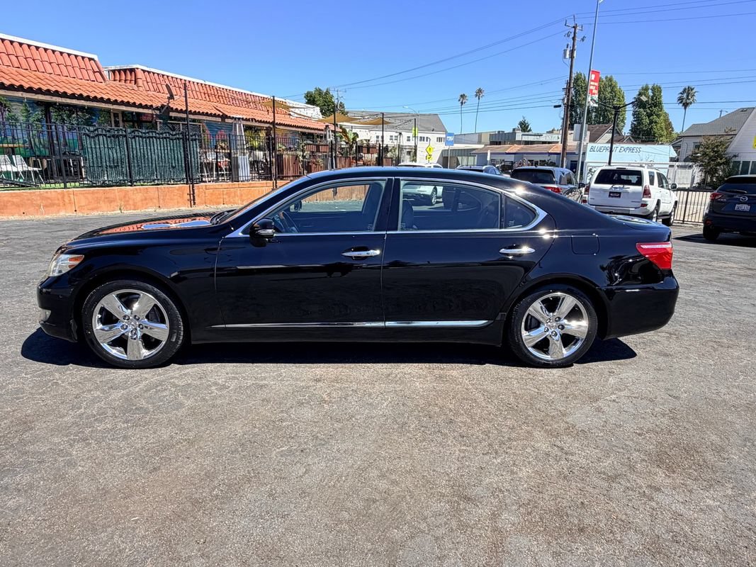 Used 2012 Lexus LS 460 L w/ Luxury Value Edition RWD image 8