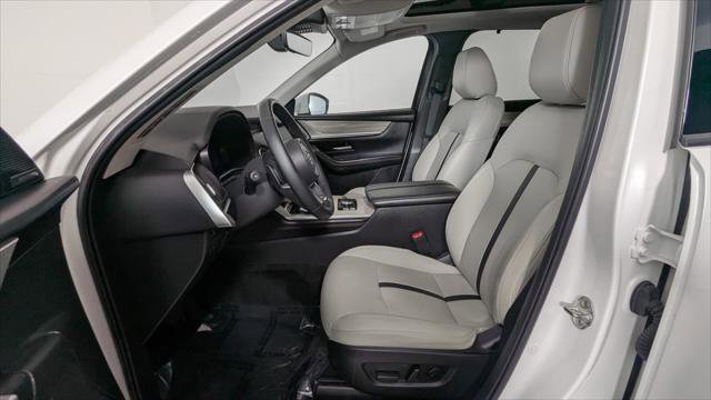 Used 2024 MAZDA CX-90 Plug-In Hybrid w/ Premium Pkg image 14