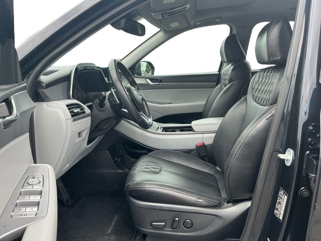 Used 2021 Hyundai Palisade SEL FWD image 14
