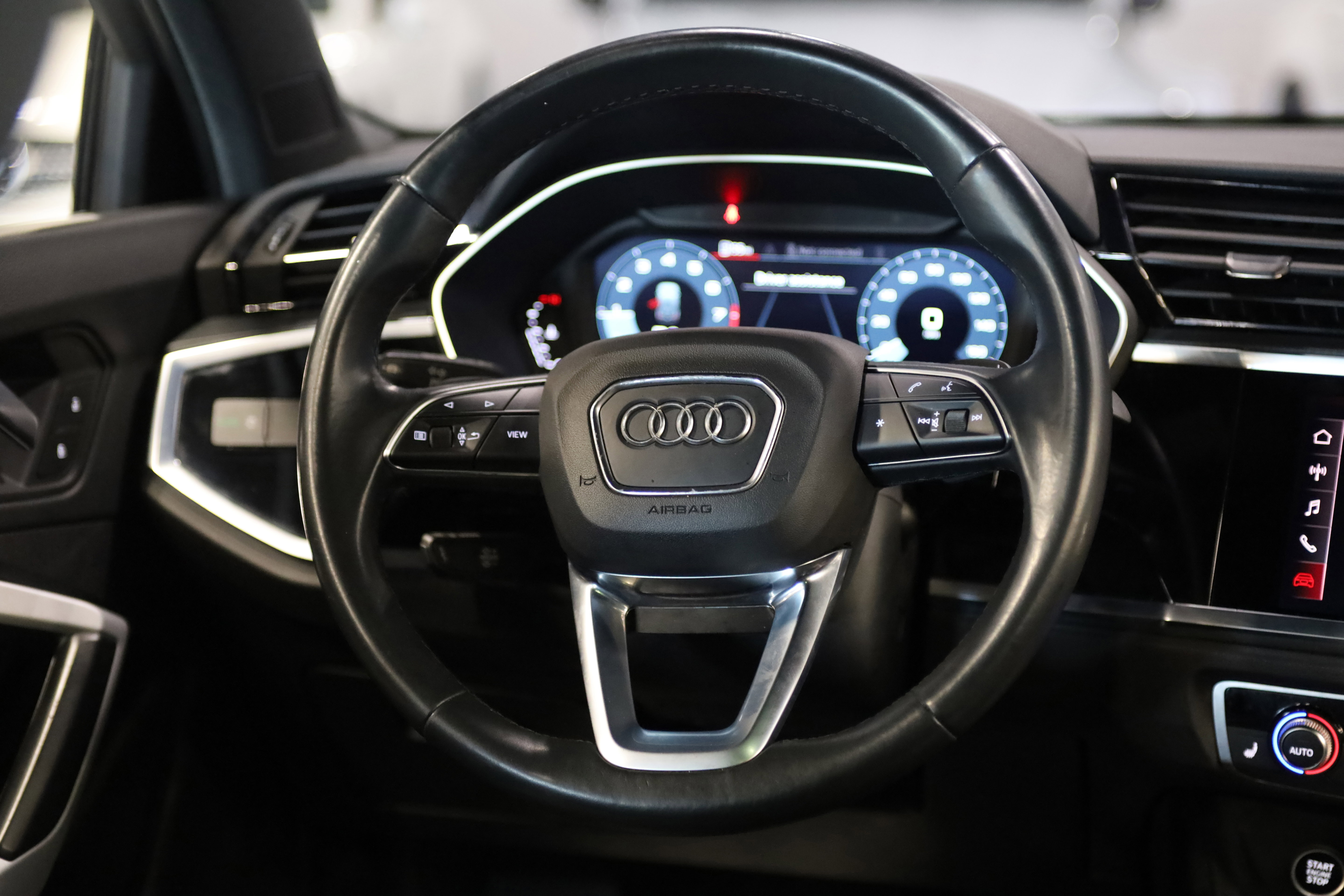 Used 2021 Audi Q3 2.0T Premium w/ Convenience Package AWD/4WD image 27