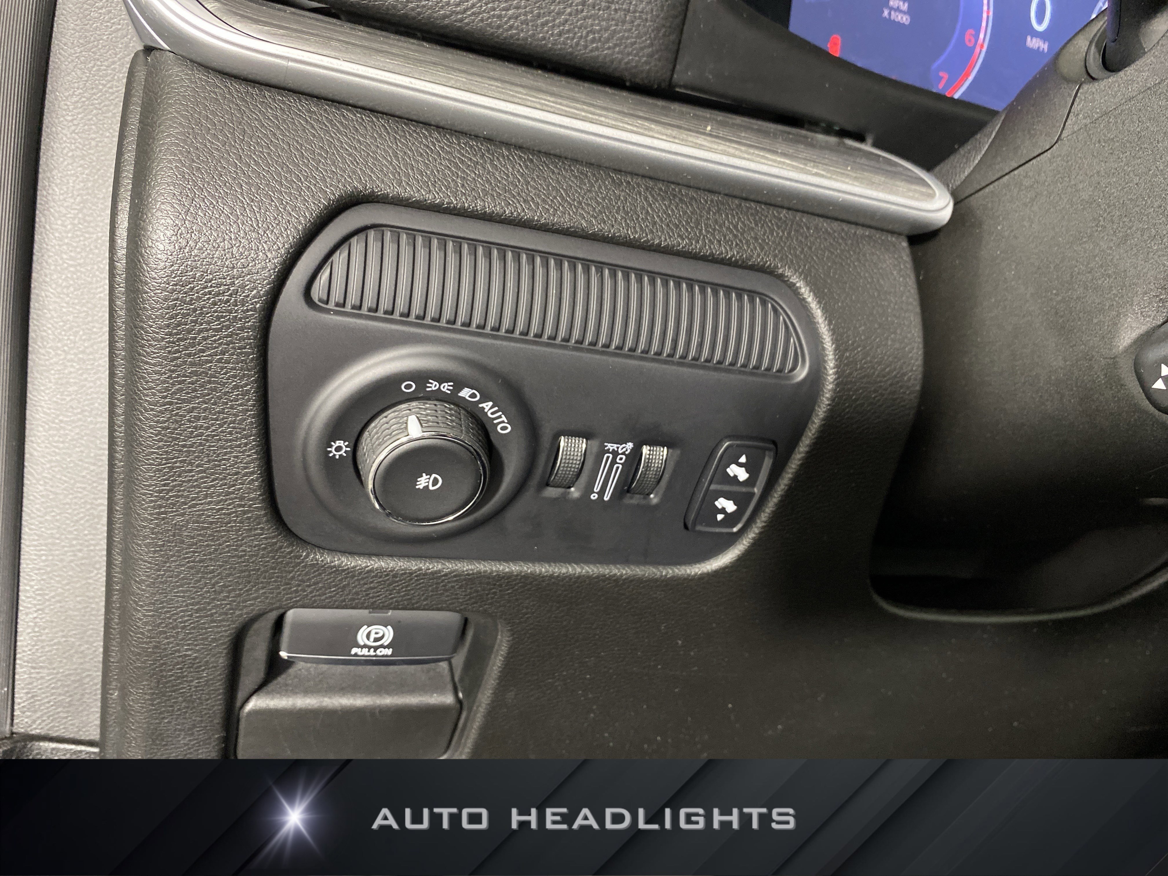 Used 2024 Jeep Wagoneer L Series II w/ Flexible Seating Group image 24