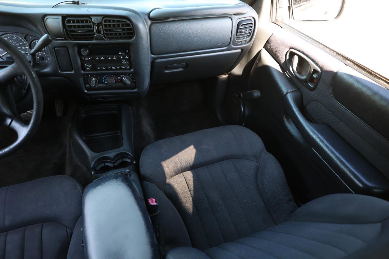 Used 2003 Chevrolet Blazer LS image 22