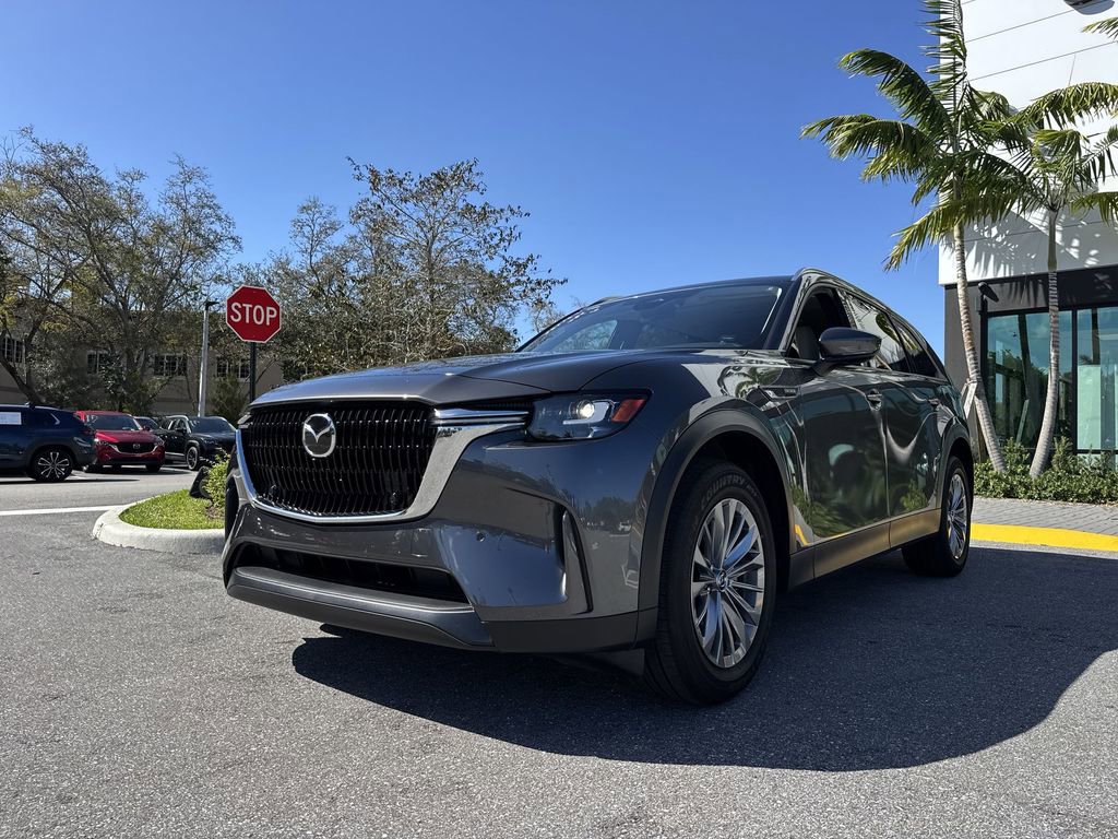 Certified 2025 MAZDA CX-90 3.3 Turbo w/ Preferred Package image 32