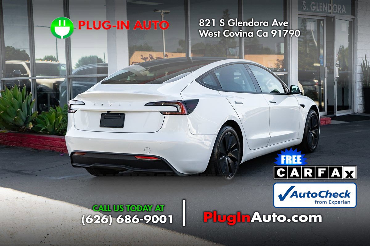 Used 2024 Tesla Model 3 Standard Range image 4