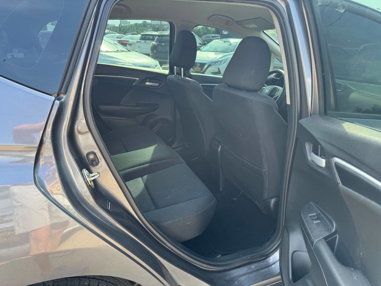 Used 2018 Honda Fit LX image 12