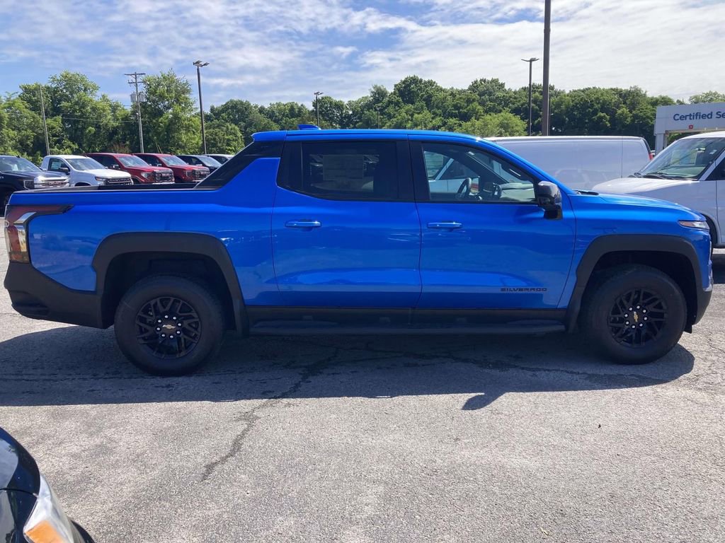 New 2026 Chevrolet Silverado EV LT AWD/4WD image 2