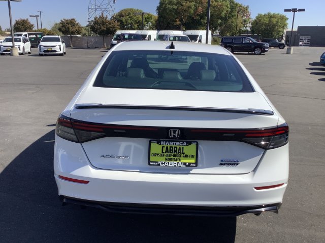 Used 2025 Honda Accord Sport image 27