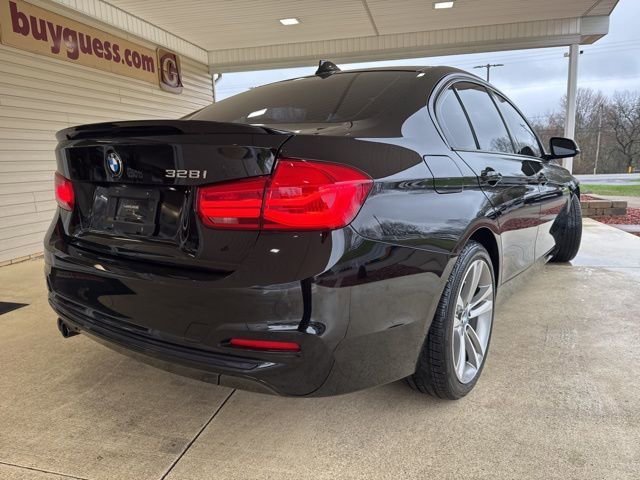 Used 2016 BMW 328i Sedan RWD image 7