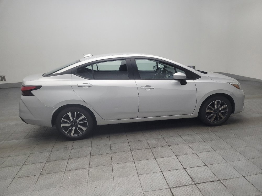 Used 2025 Nissan Versa SV FWD image 10