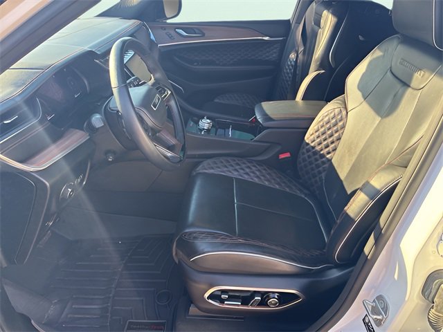 Used 2022 Jeep Grand Cherokee L Summit w/ Advanced Protech Group IV image 18