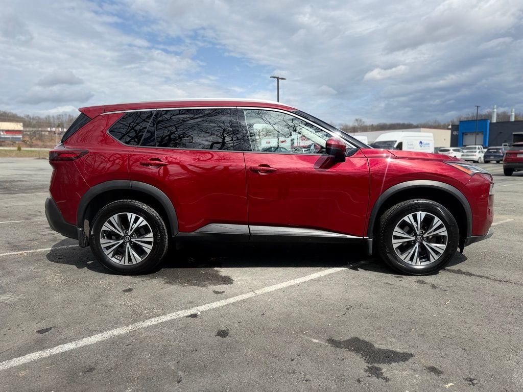 Used 2021 Nissan Rogue SV w/ Premium Package image 8