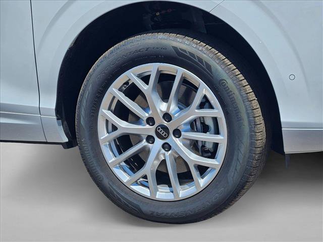 New 2026 Audi Q3 quattro 2.0T AWD/4WD image 9