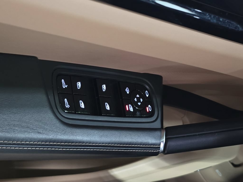 Used 2019 Porsche Cayenne S AWD/4WD image 21