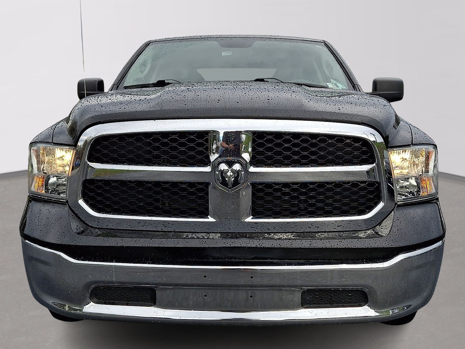 Used 2024 RAM 1500 Classic SLT AWD/4WD image 2