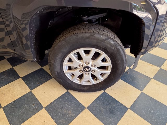 Used 2024 Toyota Tacoma SR5 RWD image 9