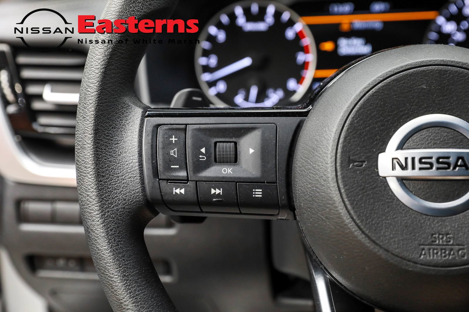 Used 2021 Nissan Rogue SV image 33