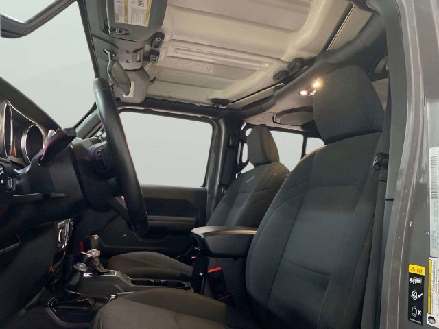 Used 2020 Jeep Wrangler Unlimited Sport S AWD/4WD image 24