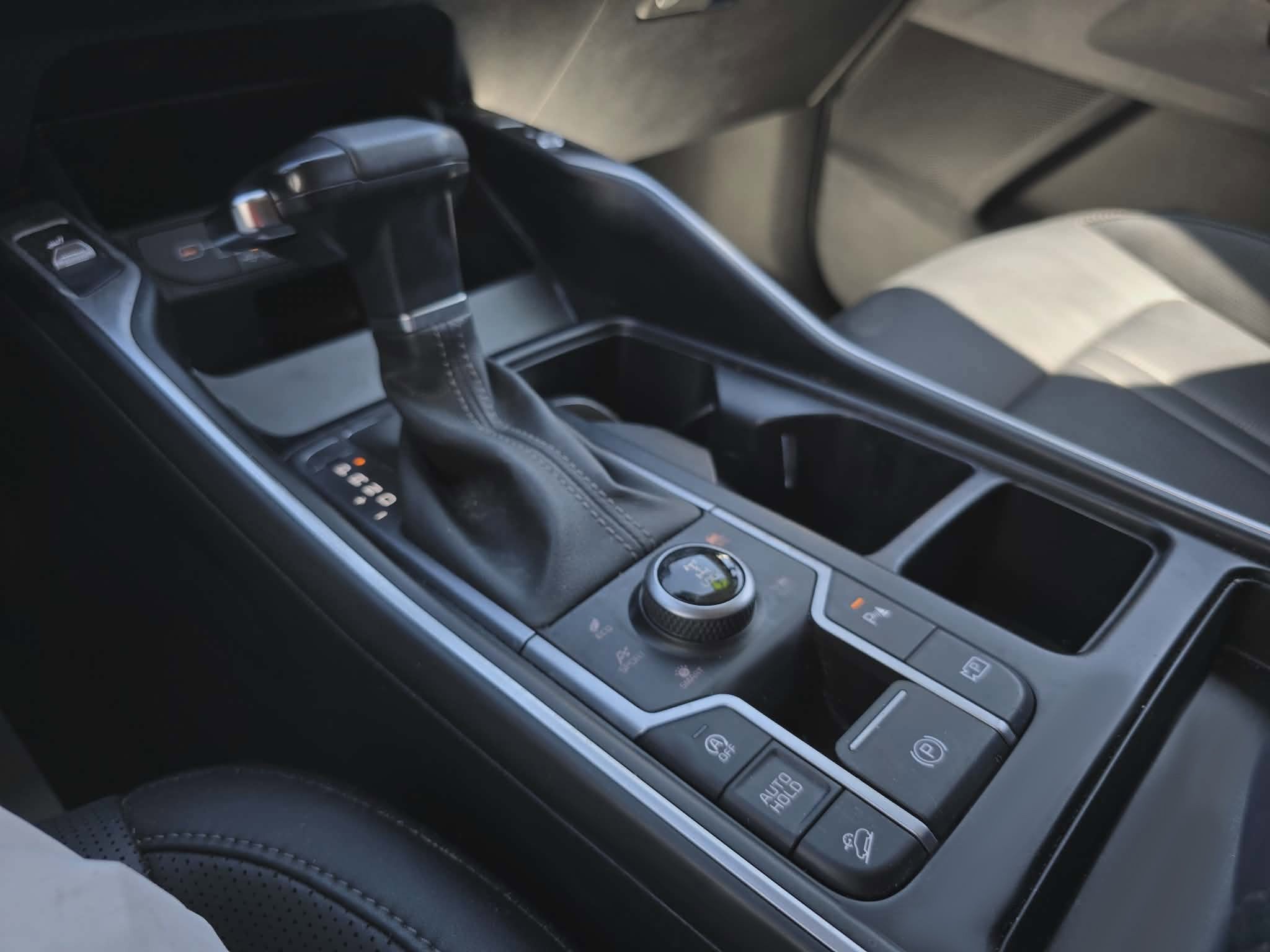 Used 2024 Kia Sorento X-Line EX image 29