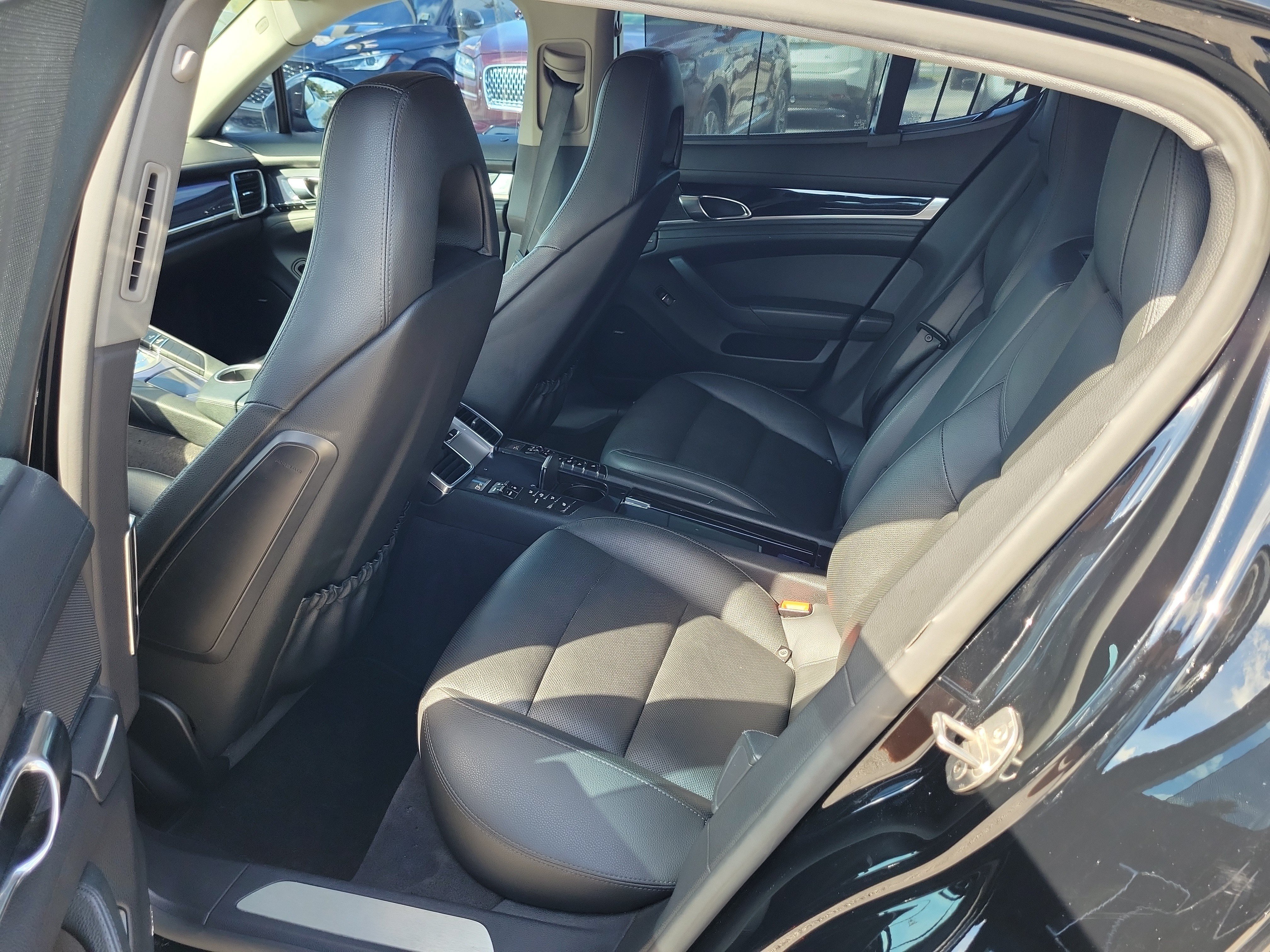 Used 2015 Porsche Panamera S RWD image 15