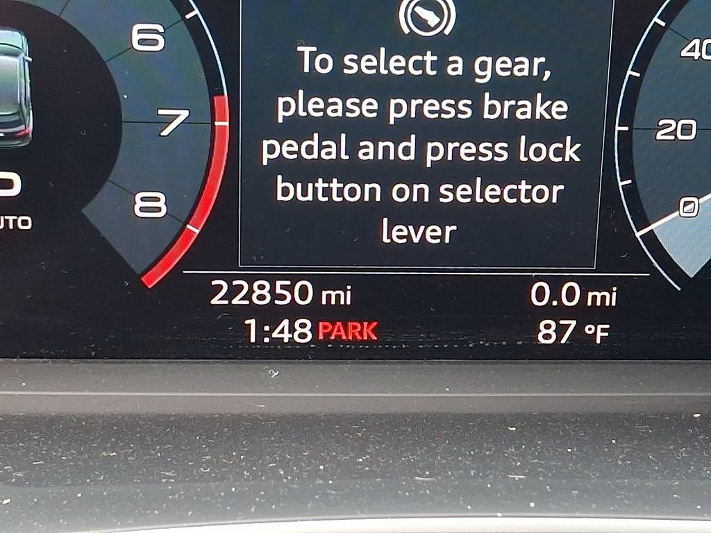 Used 2024 Audi Q3 2.0T Premium AWD/4WD image 19