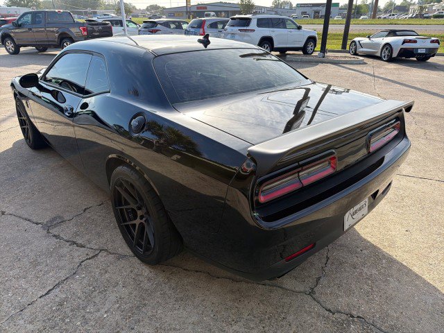 Used 2022 Dodge Challenger SRT Hellcat w/ Plus Package RWD image 9