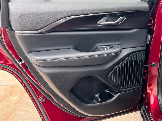 Used 2023 Jeep Grand Cherokee Altitude image 35