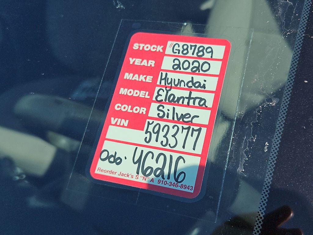 Used 2020 Hyundai Elantra SEL image 10