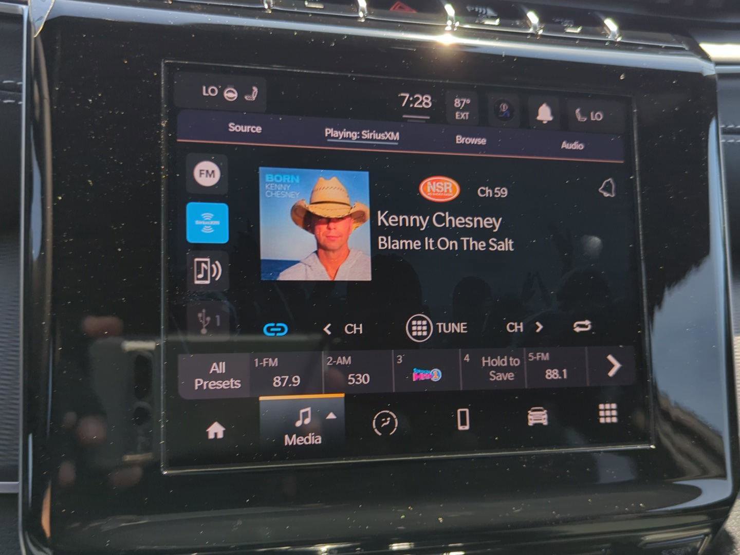 New 2025 Jeep Grand Cherokee L Altitude image 25