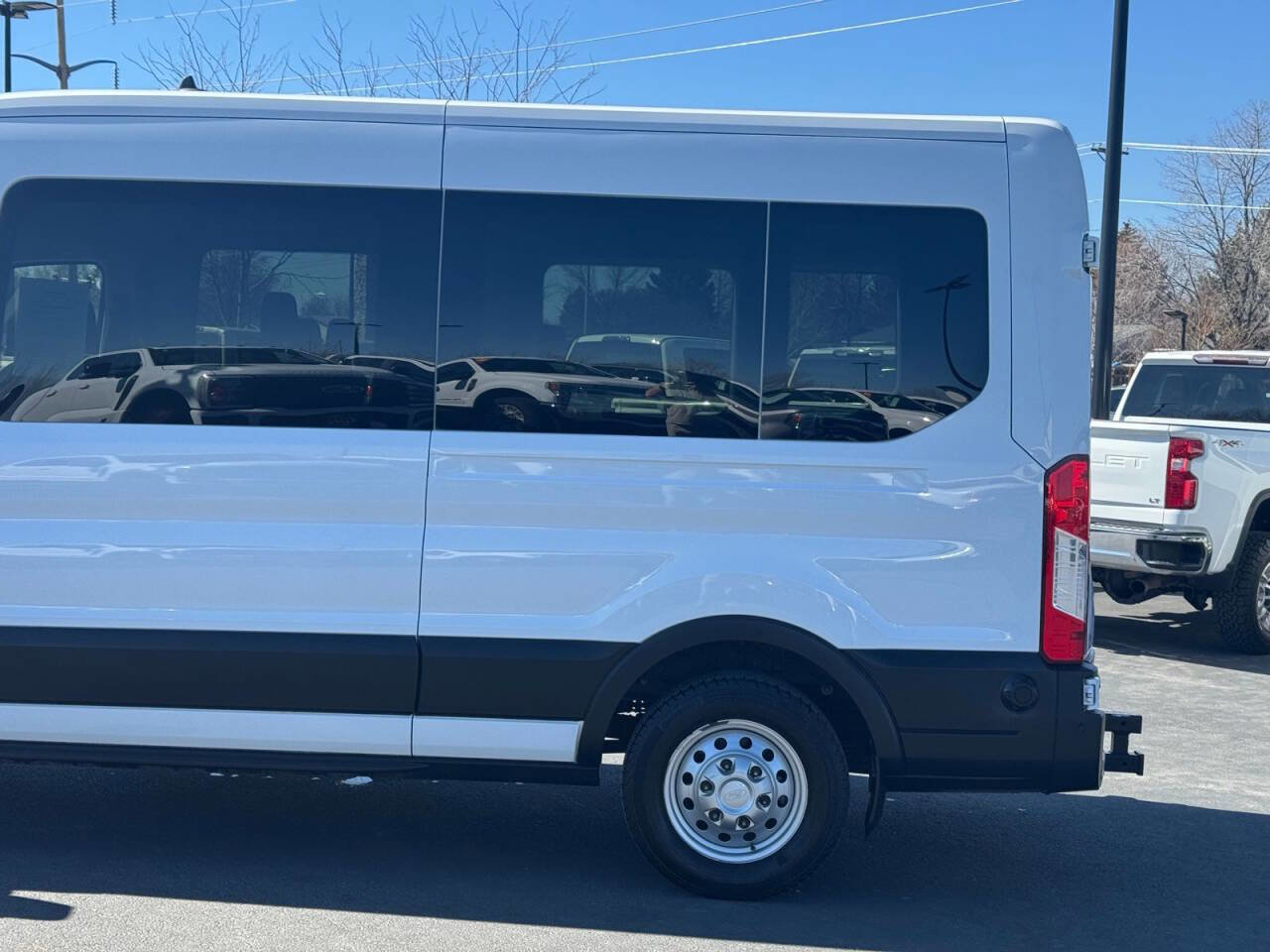 Used 2024 Ford Transit 350 XLT image 10