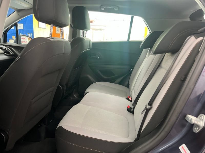 Used 2019 Chevrolet Trax LS FWD image 15