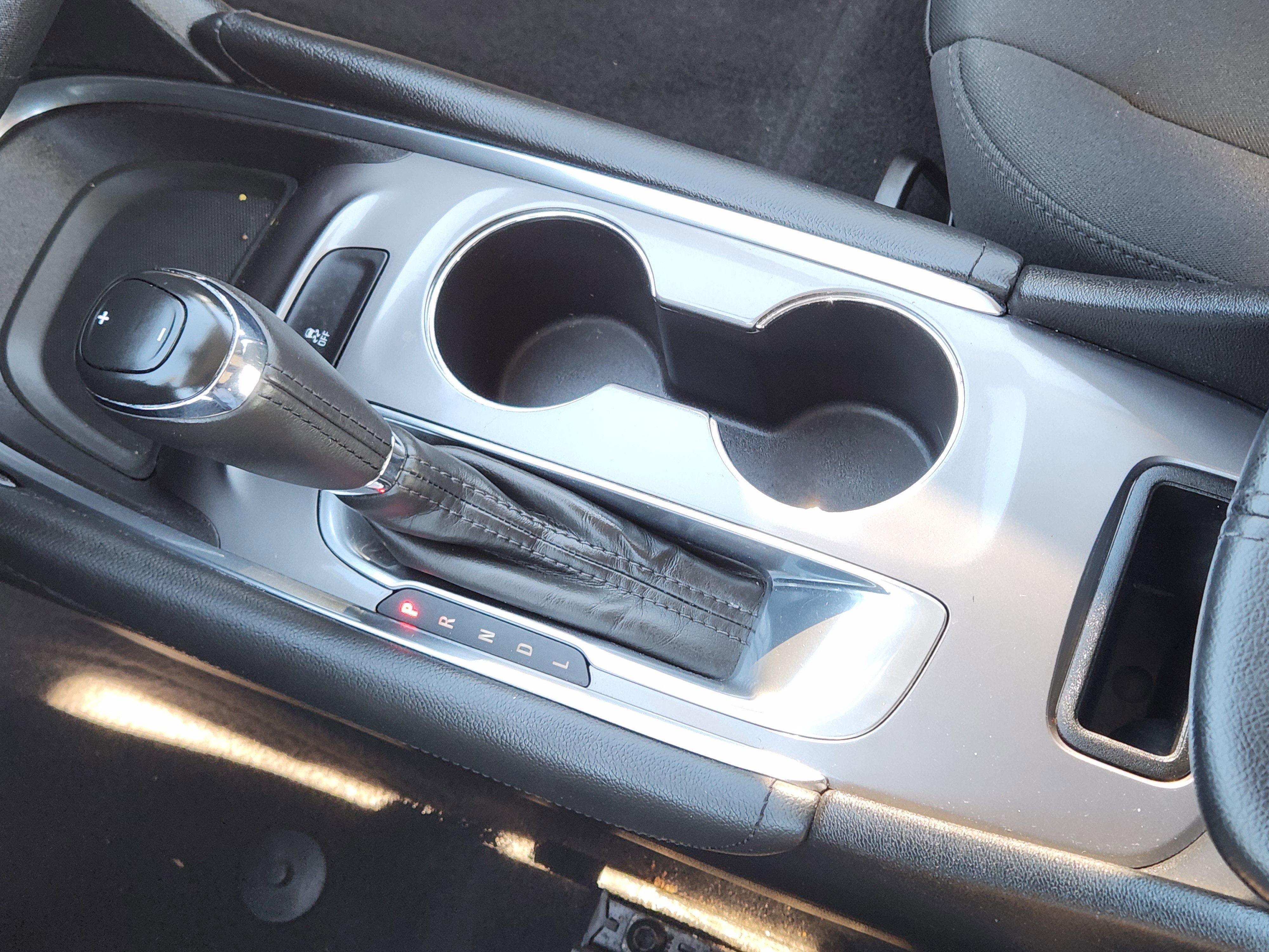 Used 2017 Chevrolet Malibu LT image 20