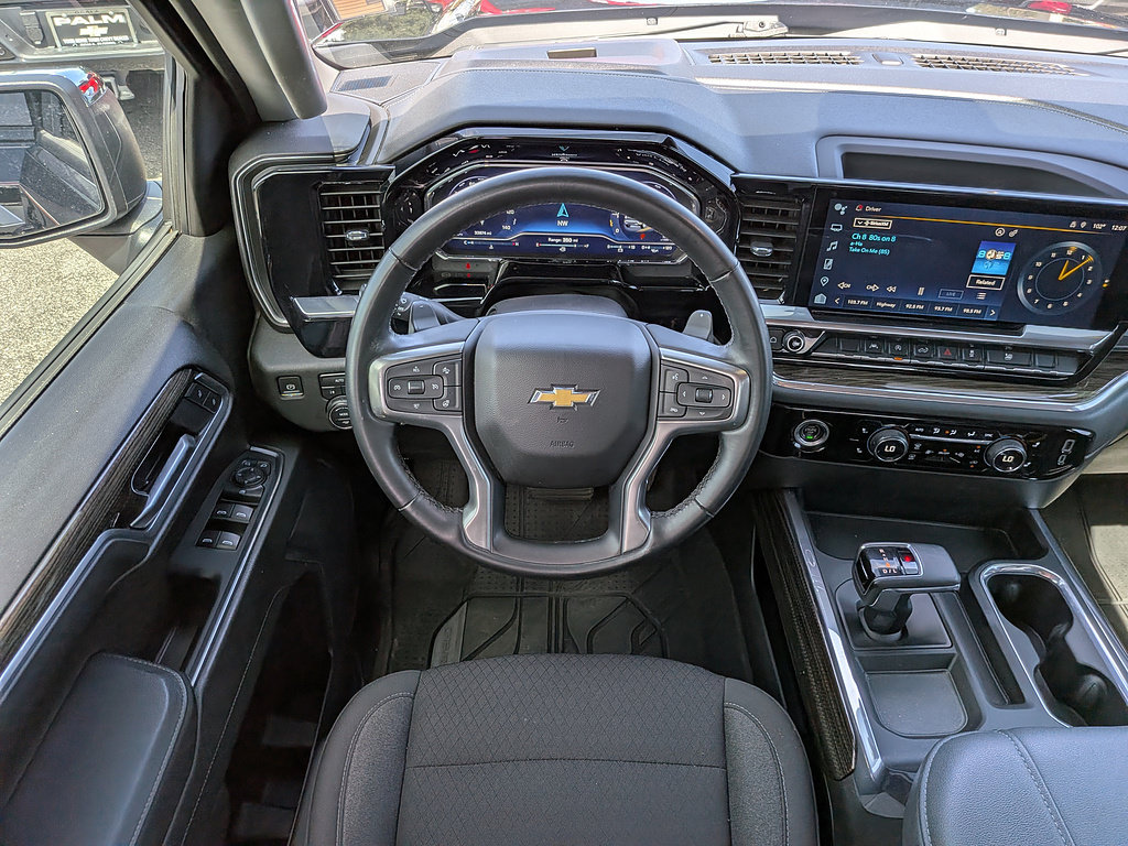 Used 2023 Chevrolet Silverado 1500 LT AWD/4WD image 42