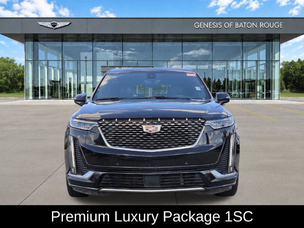 Used 2023 Cadillac XT6 Premium Luxury w/ Technology Package FWD image 2