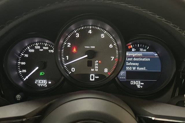 Used 2023 Porsche Macan S image 32