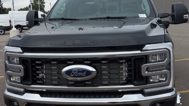 New 2026 Ford F350 XLT w/ XLT Premium Package AWD/4WD image 5