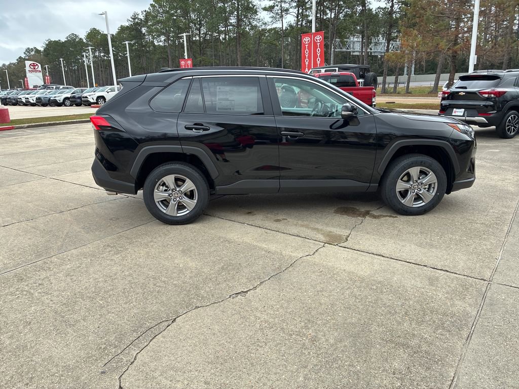 New 2025 Toyota RAV4 XLE image 8