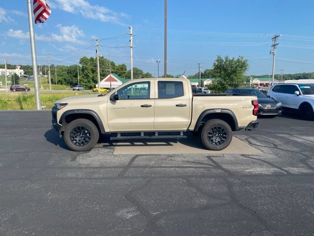 Used 2024 Chevrolet Colorado Trail Boss w/ Safety Package AWD/4WD image 2